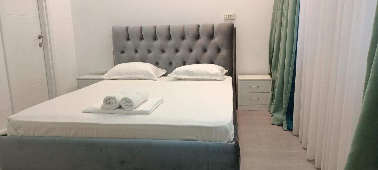 Pensiune Center By Acme Rent Bucureşti